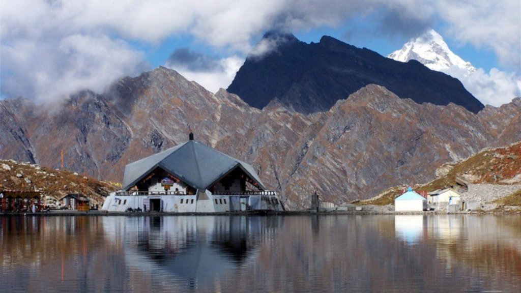 Ghangaria To Hemkund Sahib | Sacred Gurudwara & Glacial Lake Excursion