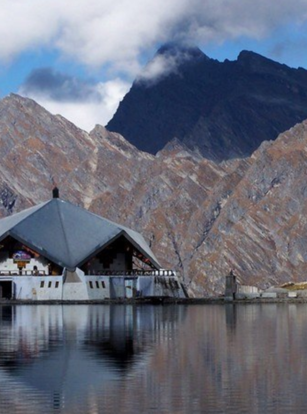 Ghangaria To Hemkund Sahib | Sacred Gurudwara & Glacial Lake Excursion